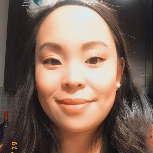 Meet your Posher, Elaine - Picture 1 of 1